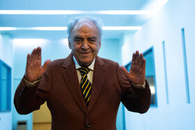 علیاصغر شاهزیدی خواننده و مدرس آواز در کنسرت «آن لحظهها» عبدالحسین مختاباد