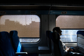 در حاشیه بازدید از خطوط راه آهن حومه‌ای استان تهران با حضور رئيس جمهور 