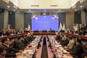 نشست صمیمانه وزیر اقتصاد با سرمایه گذاران جزیره کیش