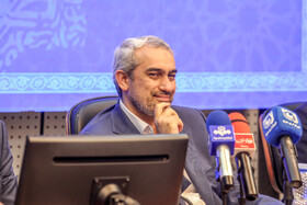 سید علی مدنی زاده وزیر امور اقتصادی و دارایی در نشست صمیمانه با سرمایه گذاران جزیره کیش