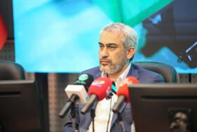 سید علی مدنی زاده وزیر امور اقتصادی و دارایی در نشست صمیمانه با سرمایه گذاران جزیره کیش