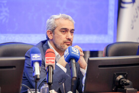 سید علی مدنی زاده وزیر امور اقتصادی و دارایی در نشست صمیمانه با سرمایه گذاران جزیره کیش