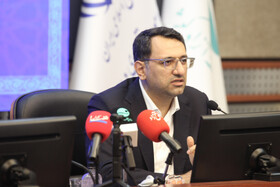 محمد کبیری، مدیرعامل سازمان منطقه آزاد کیش در نشست صمیمانه وزیر اقتصاد با سرمایه گذاران جزیره کیش