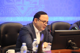 رضا مسرور، دبیر شورایعالی مناطق آزاد تجاری ـ صنعتی و ویژه اقتصادی در نشست صمیمانه وزیر اقتصاد با سرمایه گذاران جزیره کیش