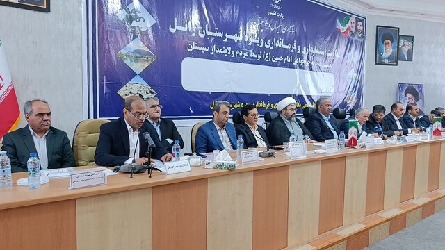 اگر تلاشهای نظام جمهوری اسلامی نبود، امروز سیستان خالی از سکنه میشد اگر تلاشهای نظام جمهوری اسلامی نبود، امروز سیستان خالی از سکنه میشد