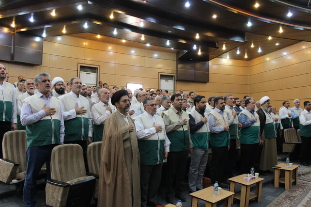 فعالیت ۲۵۰ هزار خادم و خادمیار رضوی در سراسر کشور فعالیت ۲۵۰ هزار خادم و خادمیار رضوی در سراسر کشور