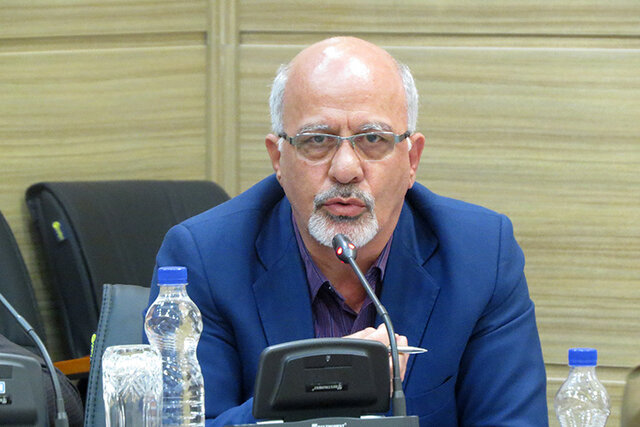 صنعتگران خستهاند اما هنوز امیدوارند صنعتگران خستهاند اما هنوز امیدوارند