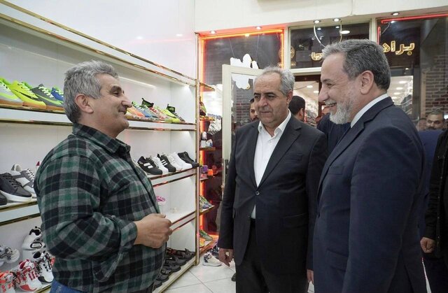 حضور عراقچی در بازار تبریز