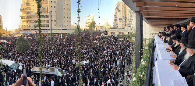 تظاهرات گسترده حریدیها در قدس؛ سربازی نمیرویم! تظاهرات گسترده حریدیها در قدس؛ سربازی نمیرویم!