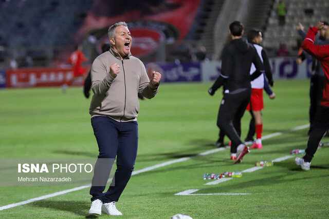 سرمربی و کاپیتان تراکتور محروم شدند سرمربی و کاپیتان تراکتور محروم شدند