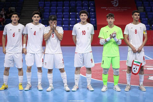 باخت ۲ بر ۱ پسران فوتسال ایران به افغانستان/شاگردان صانعی نایب قهرمان شدند باخت ۲ بر ۱ پسران فوتسال ایران به افغانستان/شاگردان صانعی نایب قهرمان شدند