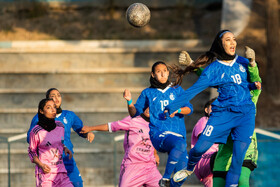 هفته سوم لیگ دسته اول فوتبال بانوان؛ استقلال - حسن زاده ارومیه