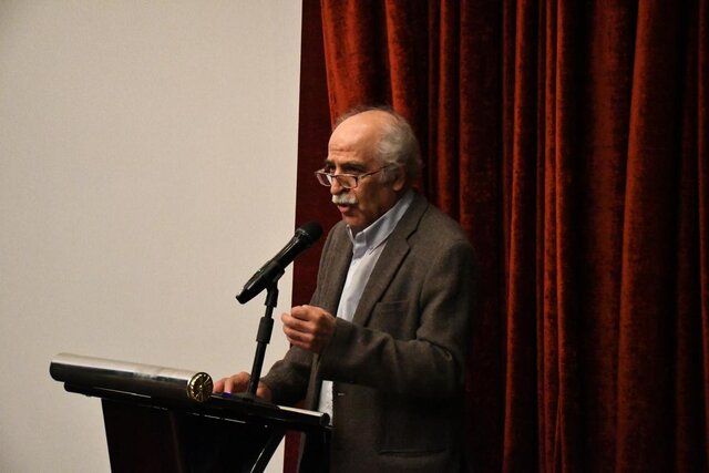 روایت تصویری ۴۰ سال عشق حسن مشکینفام