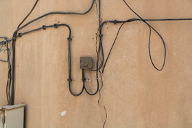 اثرات فرونشست در دیوار منازل مسکونی  محله جویباره اصفهان