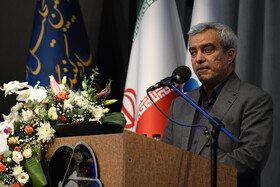 سخنرانی صادق کرمی، مدیرکل سازمان صنعت معدن وتجارت اصفهان در آیین تجلیل از صادرکنندگان نمونه استان اصفهان 