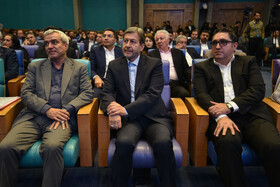 امیر روشن‌بخش قنبری، معاون ارتقای کسب‌وکارهای بین‌المللی سازمان توسعه تجارت ایران، مهدی جمالی‌نژاد، استاندار اصفهان و صادق کرمی، مدیرکل سازمان صنعت معدن وتجارت اصفهان