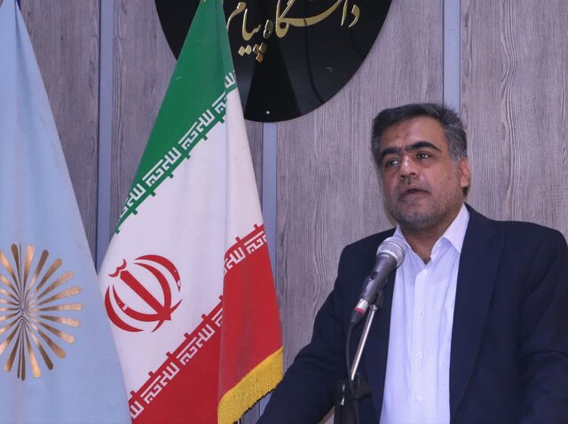 مراسم تکریم و معارفه مسئول بسیج اساتید دانشگاه پیام نور استان کرمان برگزار شد