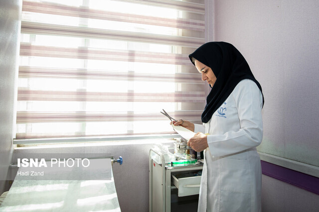 هشدار رشد ابتلا به سرطان پستان در ایران / زنان بالای ۴۰ سال غربالگری سالانه را جدی بگیرند