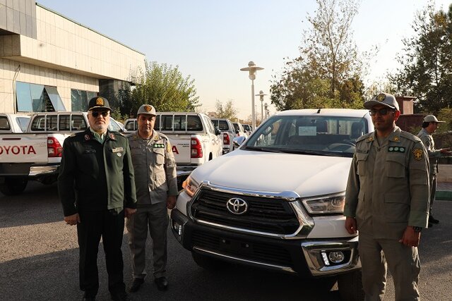 ارسال ۳۵ دستگاه خودروی عملیاتی به ادارات کل محیط زیست استان‌ها