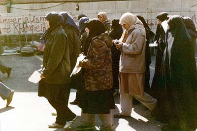 آنچه باید از نقش زنان در تسخیر لانه جاسوسی بدانید