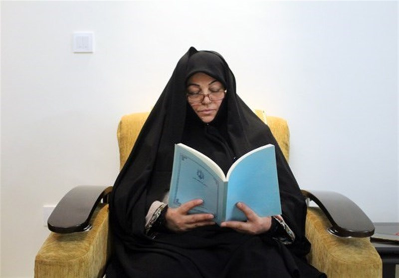 آنچه باید از نقش زنان در تسخیر لانه جاسوسی بدانید