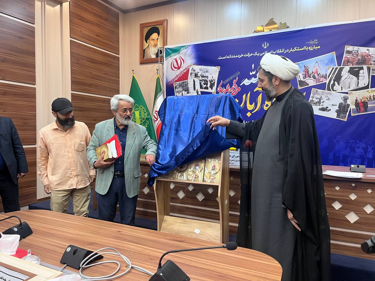 سلیمی‌نمین: غرور سیاسی جوانان ایران در بالاترین سطح در آبان ۵۸ تجلی یافت