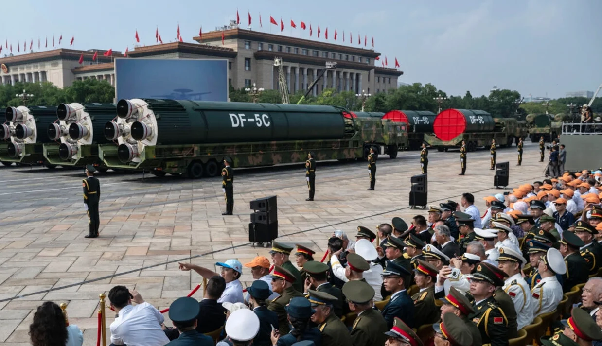 ازسرگیری آزمایش‌ سلاح‌های اتمی؛ فرصتی برای چین، تهدیدی برای روسیه