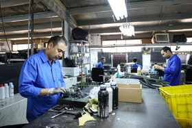 شهرک صنعتی چرم مشهد با ده‌ها واحد فعال، حدود ۱۷ درصد از چرم کشور را تولید می‌کند و به‌عنوان مرکز اصلی تولید چرم سبک ایران شناخته می‌شود.  
