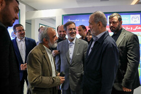 بازدید مسعود پزشکیان، رئیس جمهور از نمایشگاه دستاوردهای علمی و فناورانه جهاد دانشگاهی