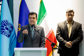 بازدید حسین افشین، معاون علمی و فناوری رییس جمهور از اولین نمایشگاه «فر ایران» و شانزدهمین نمایشگاه «فناوری نانو»