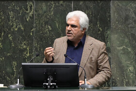 نماینده مجلس: دعواهای سیاسی و نفاق کمکی به کشور نمی‌کند