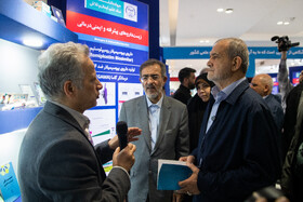 بازدید مسعود پزشکیان، رئیس جمهور از نمایشگاه دستاوردهای علمی و فناورانه جهاد دانشگاهی