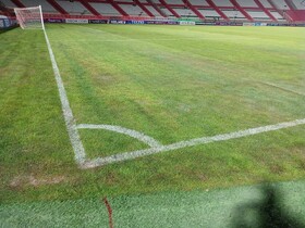 وضعیت نامطلوب چمن ورزشگاه یادگار پیش از بازی تراکتور با الشرطه