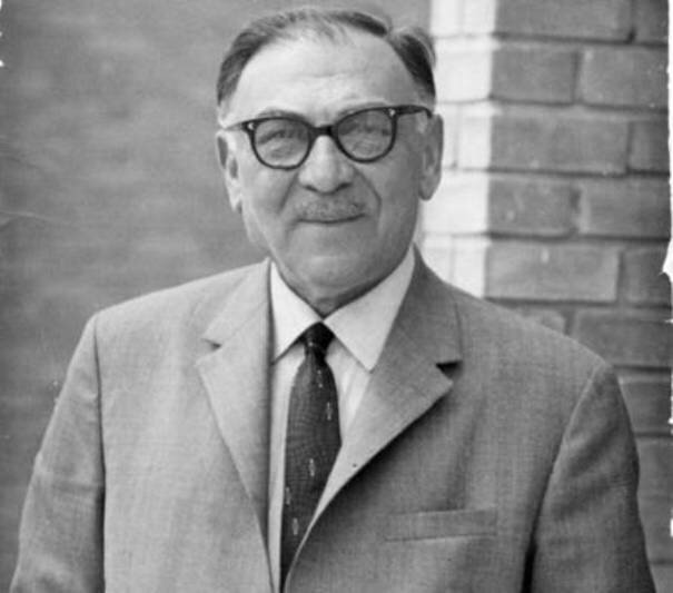 «داوود پیرنیا» که بود و چه کرد؟