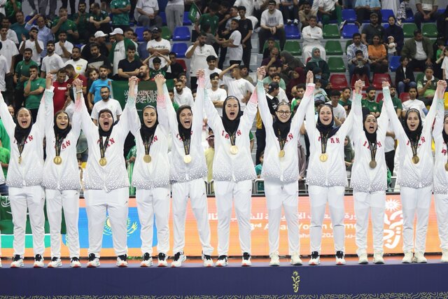 دختران طلایی ایران