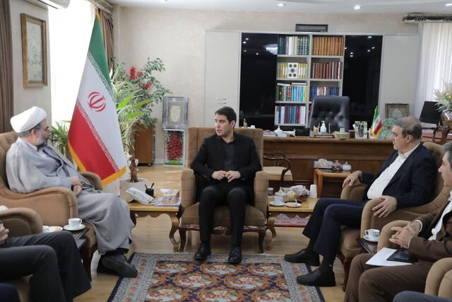 استاندار: تأثیرگذاری اساتید دانشگاه‌های کردستان حاصل تعهد به مسئولیت‌های اجتماعی آنهاست