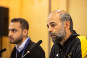 محرم نویدکیا، سرمربی تیم فوتبال سپاهان ایران

