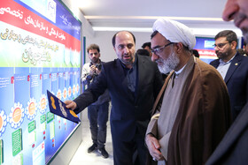 بازدید حجت الاسلام و المسلمین خسروپناه دبیر شورای عالی انقلاب فرهنگی از نمایشگاه دستاوردهای علمی و فناورانه جهاد دانشگاهی