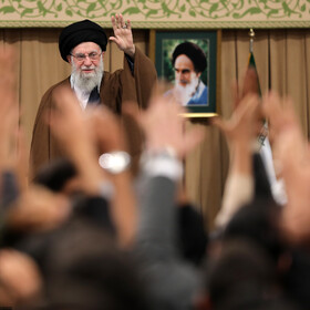 دیدار هزاران نفر از دانش‌آموزان و دانشجویان با رهبر انقلاب