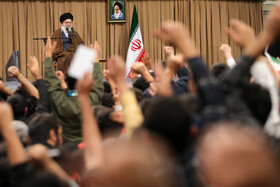 دیدار هزاران نفر از دانش‌آموزان و دانشجویان با رهبر انقلاب