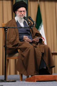 دیدار هزاران نفر از دانش‌آموزان و دانشجویان با رهبر انقلاب