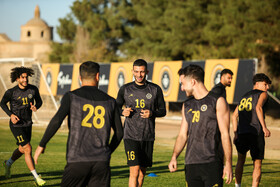 تمرین تیم فوتبال سپاهان پیش دیدار با آخال ترکمنستان