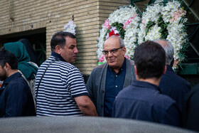 عباس عبدی در مراسم ترحیم سیدمحمد تاج‌زاده