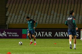 تمرین تیم فوتبال آخال ترکمنستان پیش دیدار با سپاهان ایران