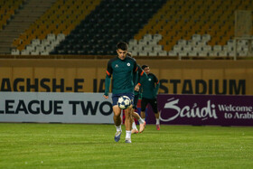 تمرین تیم فوتبال آخال ترکمنستان پیش دیدار با سپاهان ایران