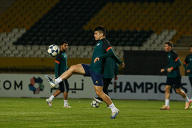 تمرین تیم فوتبال آخال ترکمنستان پیش دیدار با سپاهان ایران