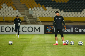 تمرین تیم فوتبال آخال ترکمنستان پیش دیدار با سپاهان ایران