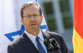 هرتزوگ: اسرائیل بر لبه پرتگاه است