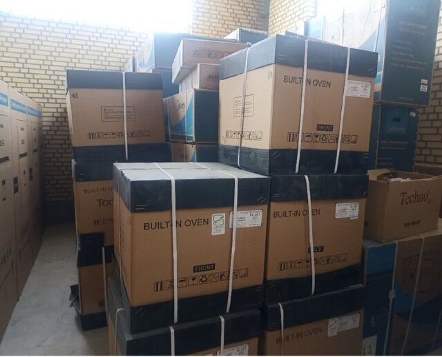 شناسایی ۳ انبار کالاهای قاچاق در غرب استان تهران