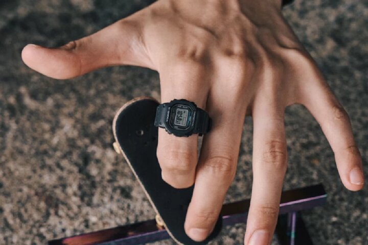 ساعت جدید کاسیو روی یک انگشت جا می‌شود